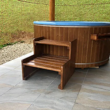 Lodge Mezohat Koz'meshchyk