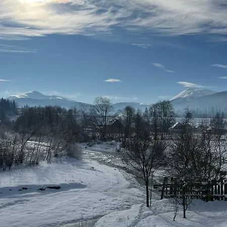 Mezohat Lodge Koz'meshchyk